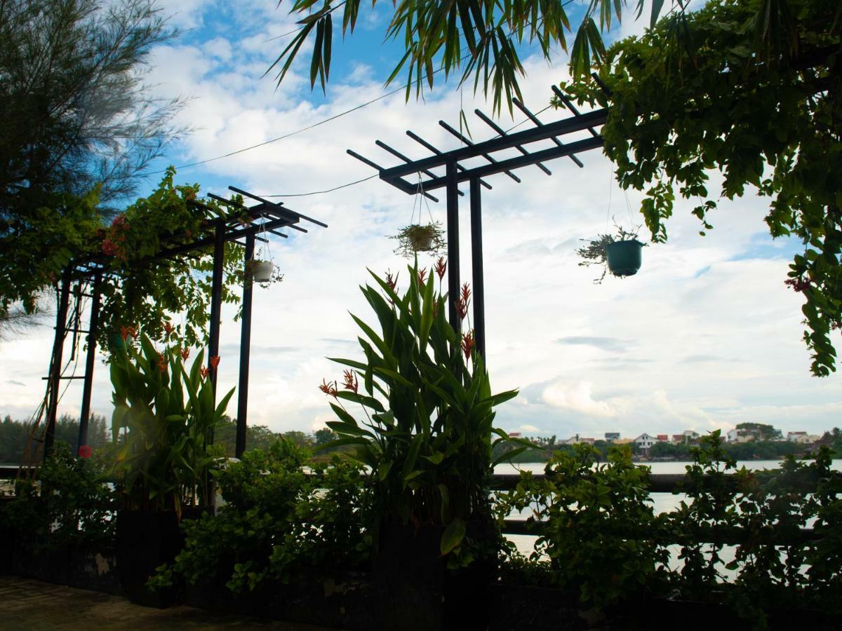 Waterfront Hoi An Resort Exterior foto